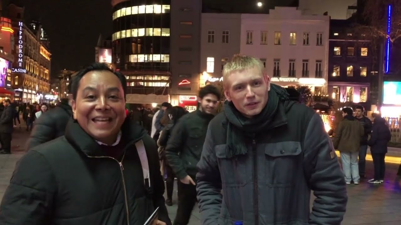 Hablando de Jesús en Londres Inglaterra