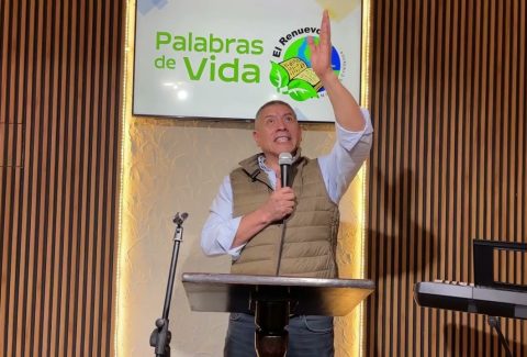¿De donde vendrá mi socorro? – Profeta Mynor Gutierrez