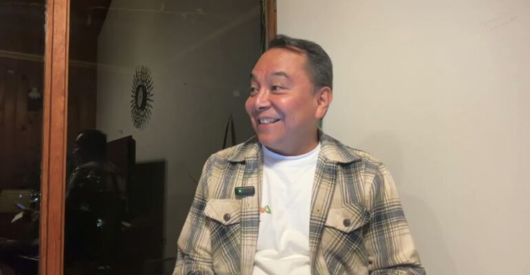 Jehová enriquece – Pastor Luis Bravo