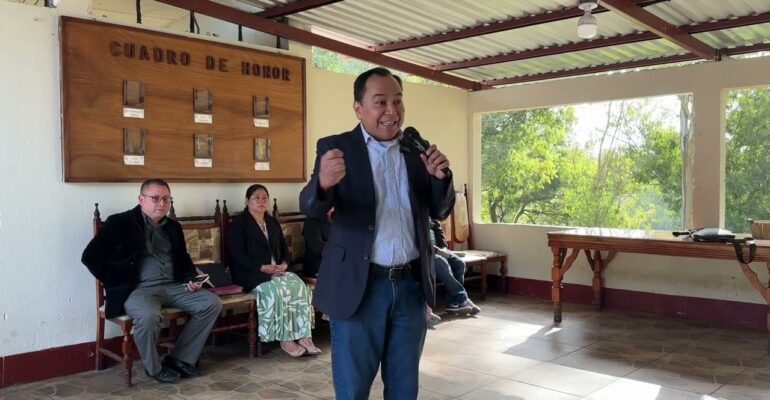 Sirviendo en todo lugar – Capellán Lic. Luis Bravo