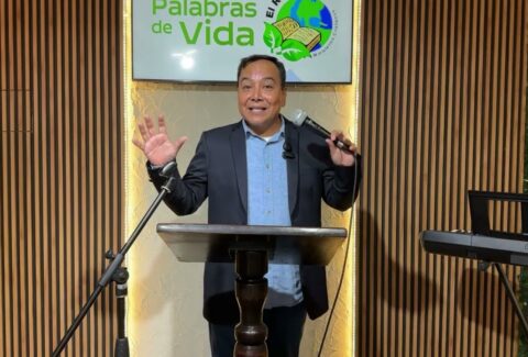 Cuidaos de los perros – Pastor Luis Bravo