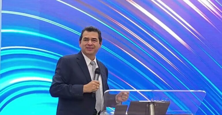 Bienaventurados los pobres en Espíritu – Apóstol Raúl Cordova