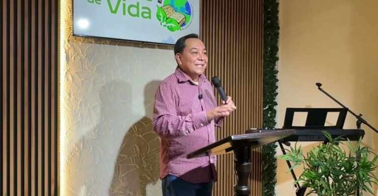 El galardón de Dios – Pastor Luis Bravo