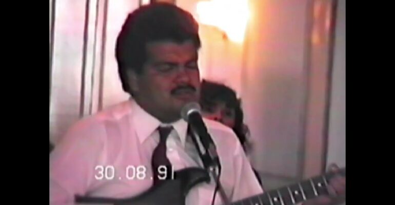 Hugo Cabrera, Santiago Ajquil – Alabanza Elim Central 1991