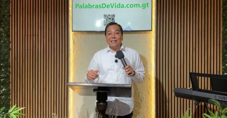 A Dios rogando y con el mazo dando – Pastor Luis Bravo