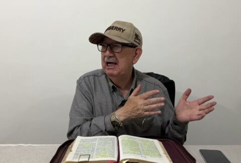 Ruth en el campo de Booz – Pastor Carlos Crocker