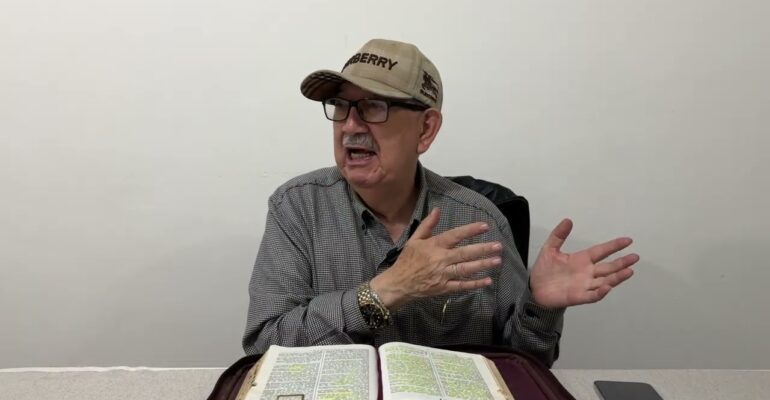 Ruth en el campo de Booz – Pastor Carlos Crocker