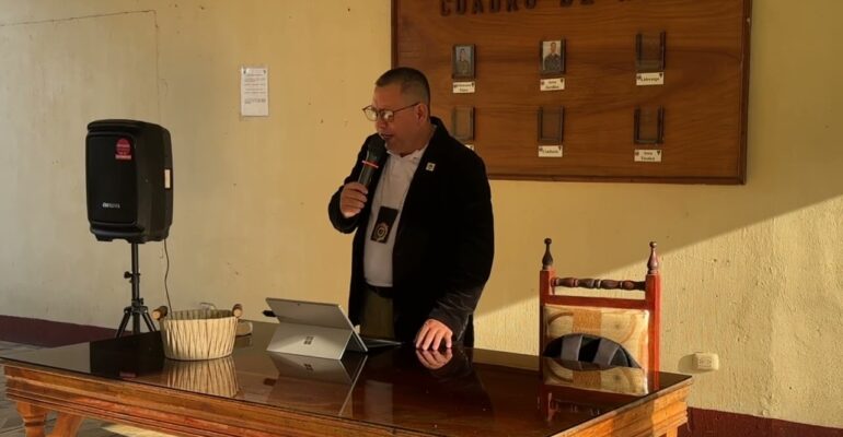 Popurrí de coros – Pastor Sergio Montejo